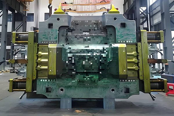 Cooling channels in die casting mold