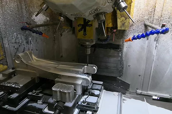 CNC-Machining-Service-jpg