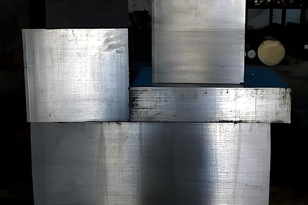 Die casting mold steel selection H13 Dievar