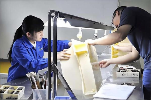 Post-curing heat resistant SLA resin