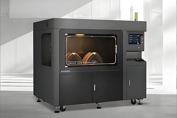 Enclosed 3D printer for warping control