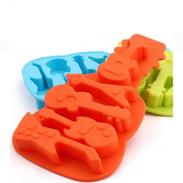 Vacuum casting toys